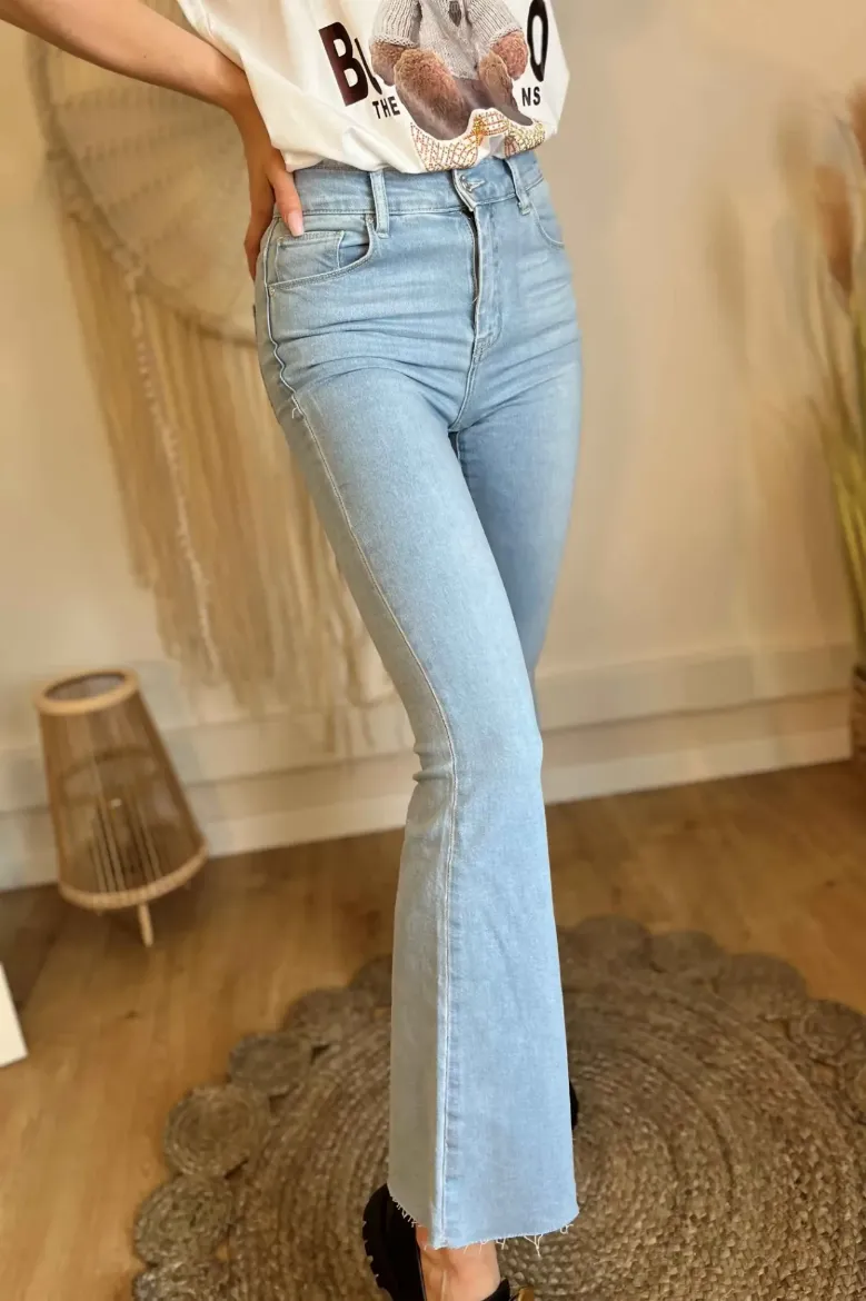 Spodnie jeansowe z wysokim stanem i szeroką nogawką