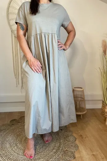 Sukienka maxi z kieszeniami oliwkowa
