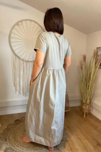 Sukienka maxi z kieszeniami oliwkowa